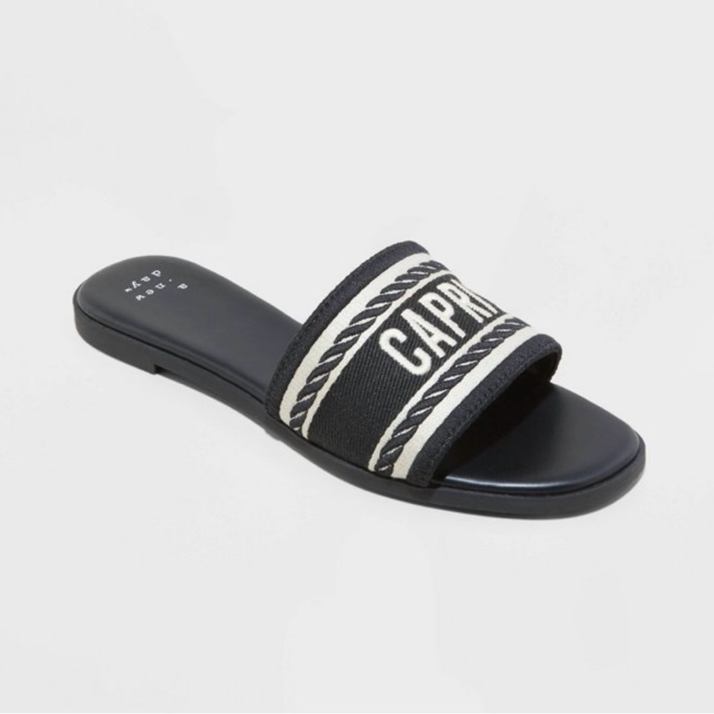 NWT Women’s Nat Slide Sandals Black Size 7 Target